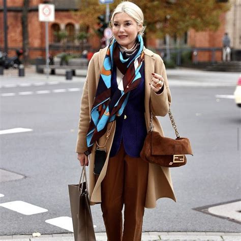 90cm how to wear hermes scarf|hermes scarf street style.